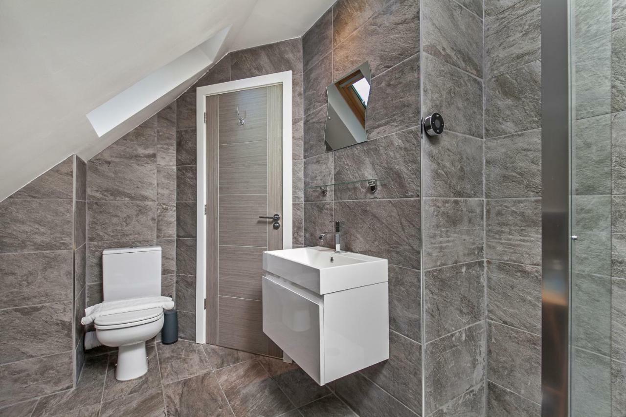 Winchester Apartments Екстериор снимка