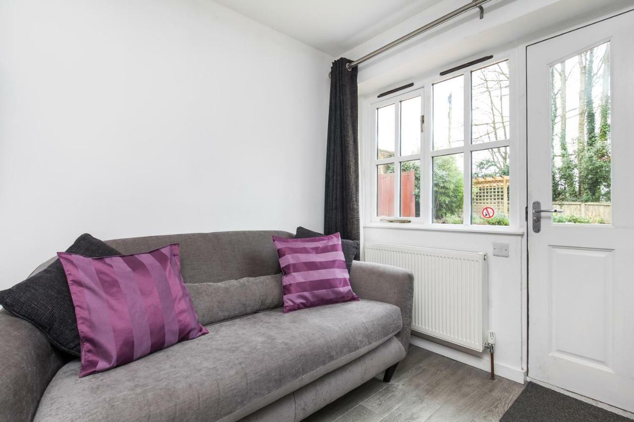 Winchester Apartments Екстериор снимка